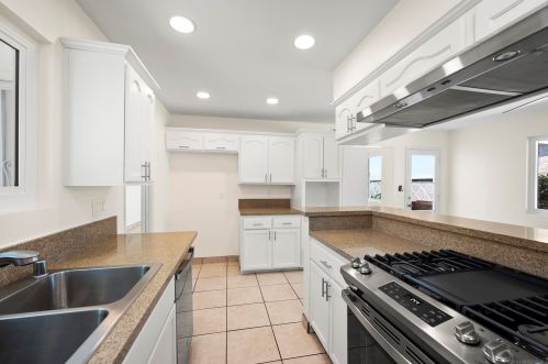 966 Melrose Ave, Chula Vista CA  91911-2336 exterior