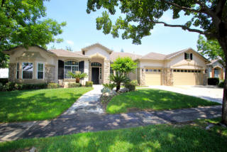 335 Jordan Ave, Clovis, CA 93611-7087