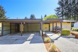 1033 Sunrise Ln, Tacoma, WA 98466-5867