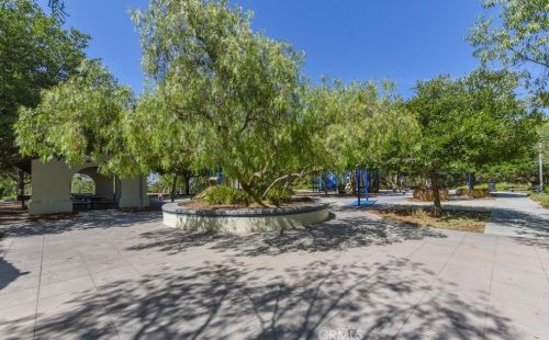 15 Tall Oak, Irvine CA  92603-4213 exterior