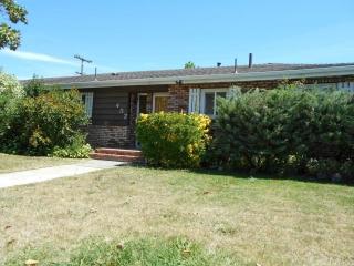 457 El Paso Ave, Corning, CA 96021-3609