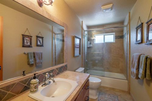 11090 Sitzmark Way, Truckee CA  96161-6128 exterior