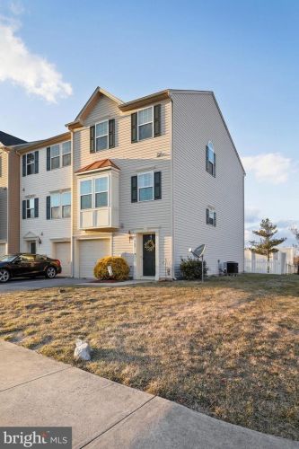 169 Tidewater Ter, Falling Waters WV  25419-4374 exterior