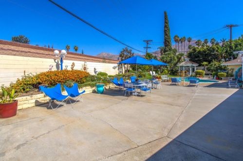 3520 Watkins Dr, Riverside CA  92507-4609 exterior