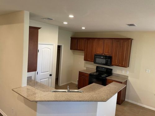 1414 Lauren Ln, Granbury, TX 76048-2726