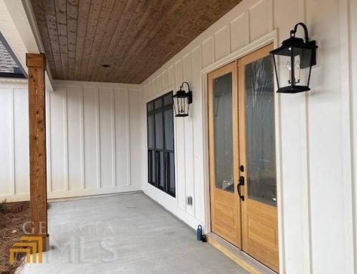 83 Cove Dr, Newnan, GA 30263-5993