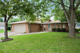 647 Cassie Dr, Joliet, IL 60435-5145