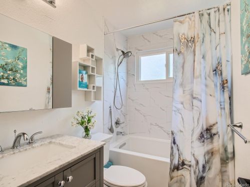 18179 60 Ave, Denver CO 80403-1050 exterior