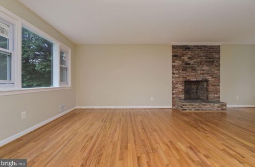 12817 Jingle Ln, Silver Spring MD 20906-3736 exterior