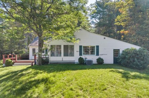 26 Mayhew Tpke, Groton, NH 03241-7505