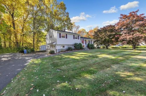 91 Gay Bower Rd, Upper Stepney, CT 06468-2135
