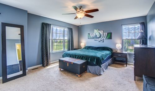 1228 Alta Vista Dr, Pingree Grove IL  60140-2057 exterior