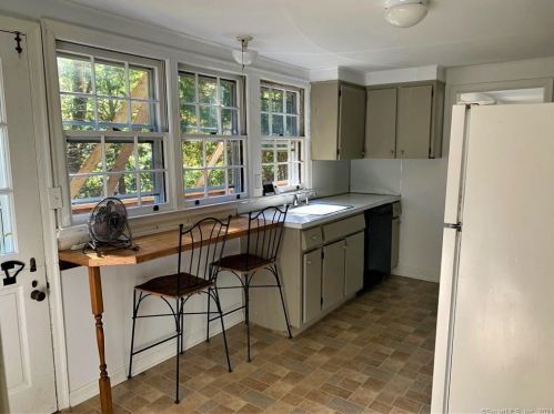 183 Westport Rd, Wilton CT  06897-4638 exterior