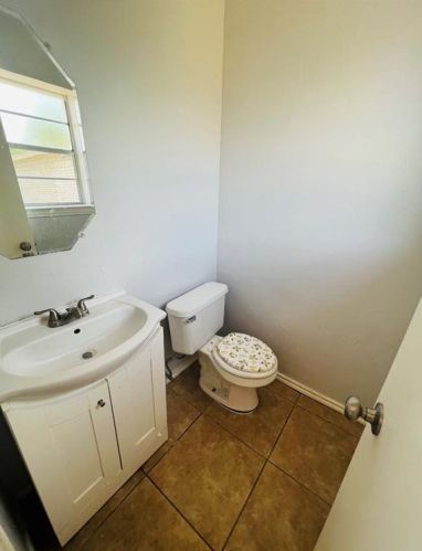 1622 Morrison Dr, Garland TX 75040-5925 exterior