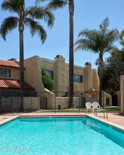823 Jones St, Santa Maria CA  93454-6338 exterior