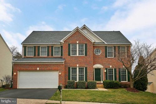 13312 Regal Crest Dr, Clifton, VA 20124-0979