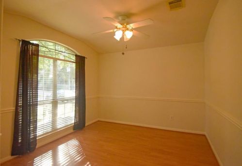 32111 Willow Creek Park, Conroe, TX 77385-8146
