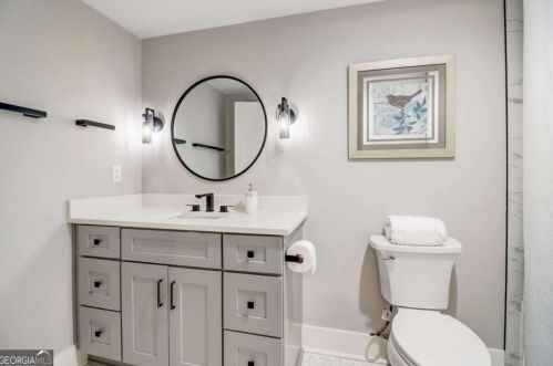 740 Moores Mill Rd, Atlanta GA  30327-1561 exterior