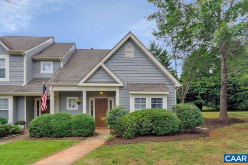 3266 Gateway Cir, Charlottesville, VA 22911-7478