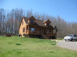 5330 Groundhog Mountain Rd, Hillsville, VA 24343-5585