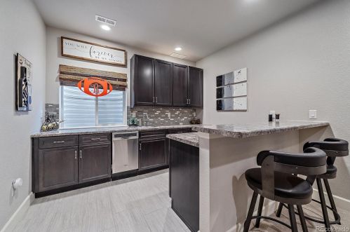 24584 Mineral Dr, Aurora CO 80016 exterior