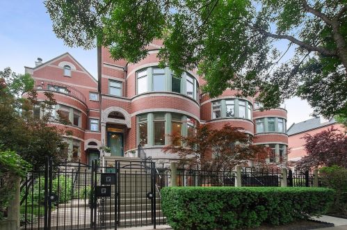 1409 Indiana Ave, Chicago, IL 60605-2834