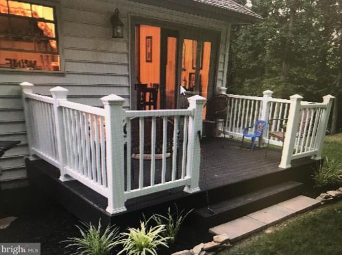 7703 Gnatstown Rd, Hanover PA 17331-6821 exterior