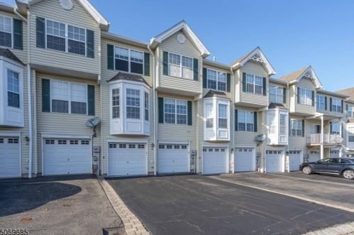 38 Kentworth Ct, Flemington, NJ 08822-3530