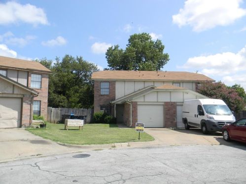 4528 Mizzenmast Ct, Fort Worth TX  76135-2043 exterior