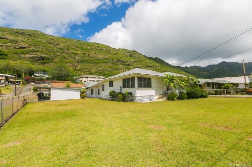 316 Elelupe Rd, Honolulu HI  96821-2211 exterior