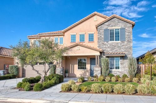 3925 Ramona Ave, Clovis, CA 93619