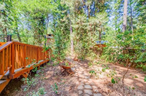 14304 Carnegie Rd, Nimshew CA  95954-9657 exterior