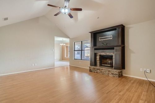 6848 Megan Ln, Fort Worth TX  76182-4442 exterior