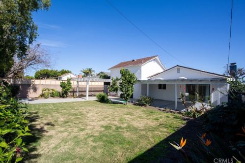 17361 Santa Lucia St, Santa Ana CA  92708-3117 exterior