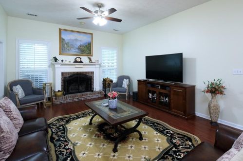 3145 Goldmist Dr, Buford GA  30519-7815 exterior