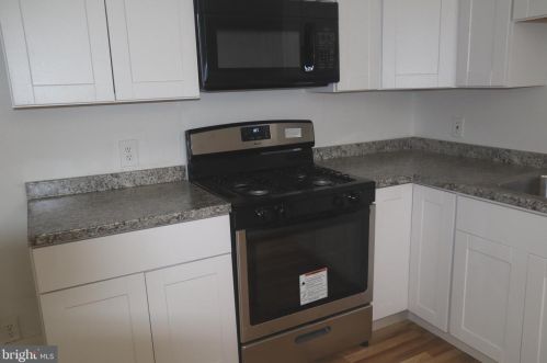 5607 American St, Philadelphia PA  19120-2325 exterior