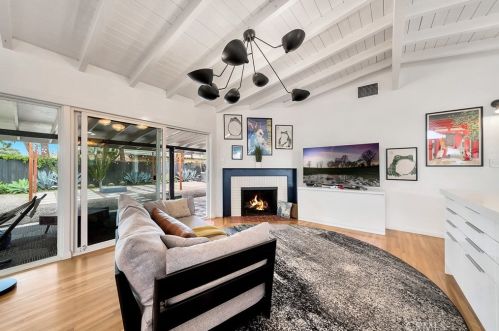 2230 Alona St, Santa Ana CA  92706-2419 exterior