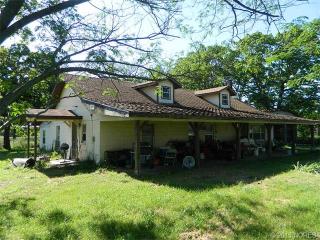 13813 Highway 82, Tahlequah, OK 74464-6263