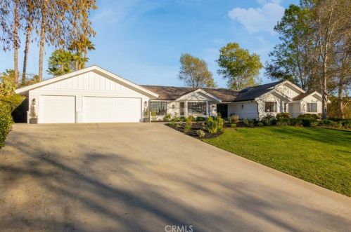 1232 Pleiades Dr, Vista CA  92084-6531 exterior