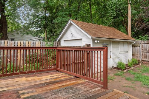 860 Algonquin Ave, Saint Paul MN  55119-3702 exterior