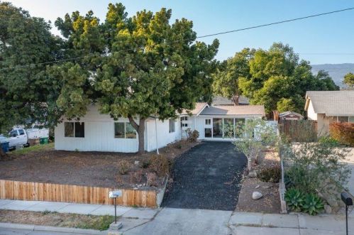 7084 Madera Dr, Santa Barbara, CA 93117-1405