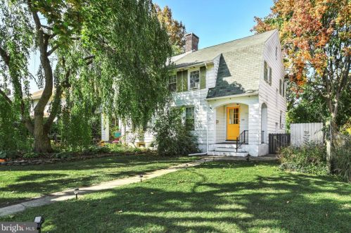535 Springettsbury Ave, York, PA 17403-3542