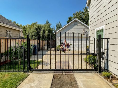 811 Potsgrove Pl, Tracy, CA 95377-9024