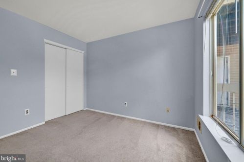 383 Silvia St, Trenton NJ 08628-3238 exterior