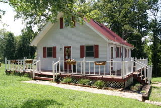 486 Mullican Rd, Ravenscroft, TN 38583-5251