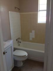 5515 Collingsworth St, Houston TX  77026-5542 exterior