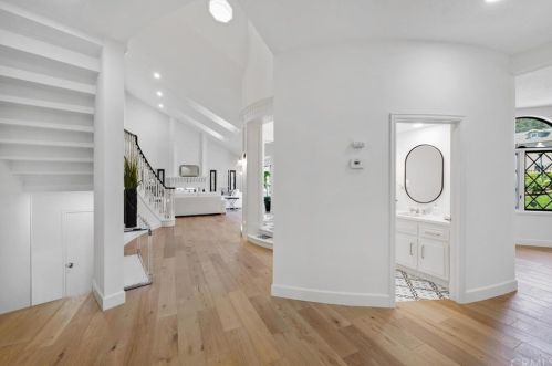 780 25th St, Upland CA  91784-1109 exterior