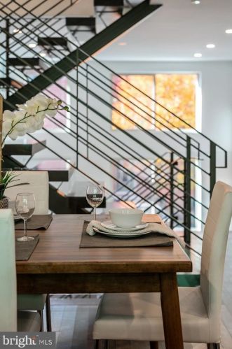 1344 19 St, Philadelphia PA  19146-4665 exterior