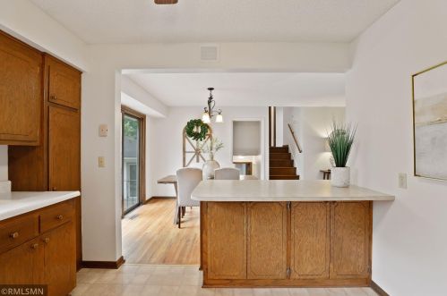 4279 Highland Dr, Saint Paul MN  55126-3124 exterior