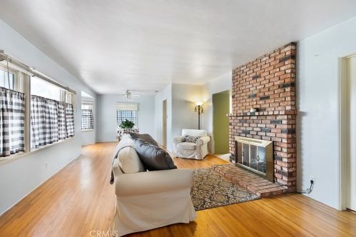 4150 Emerson St, Riverside CA  92506-2052 exterior